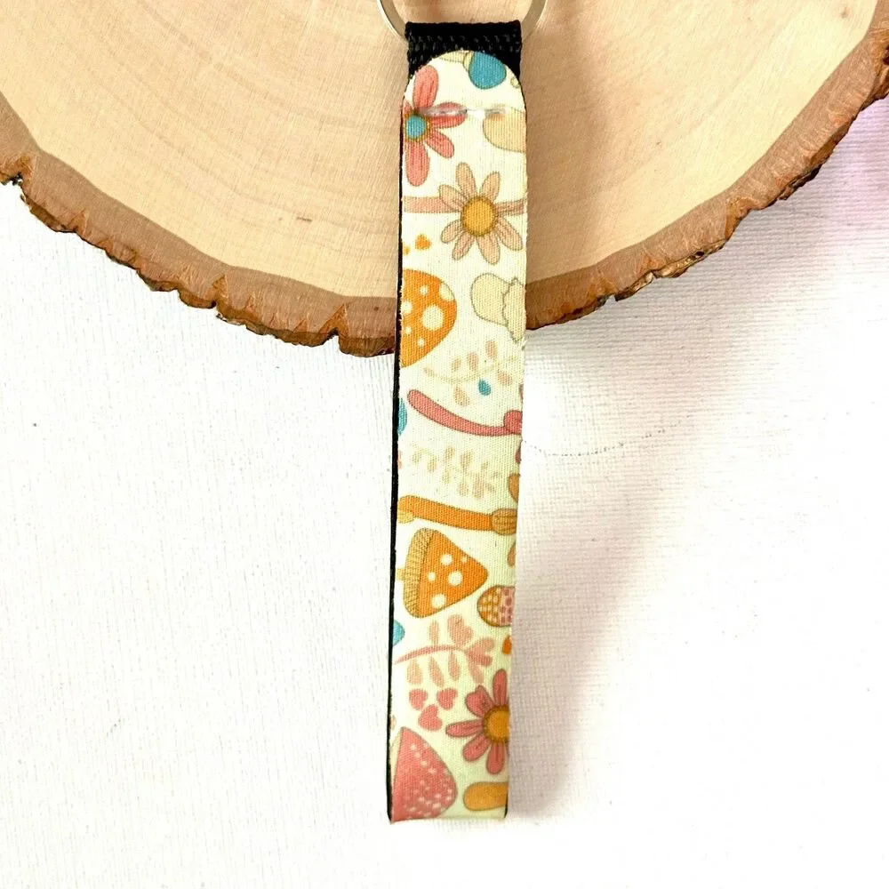Boho Wristlet Keychain - Bohemian Key Holder Accessory (mushroom)